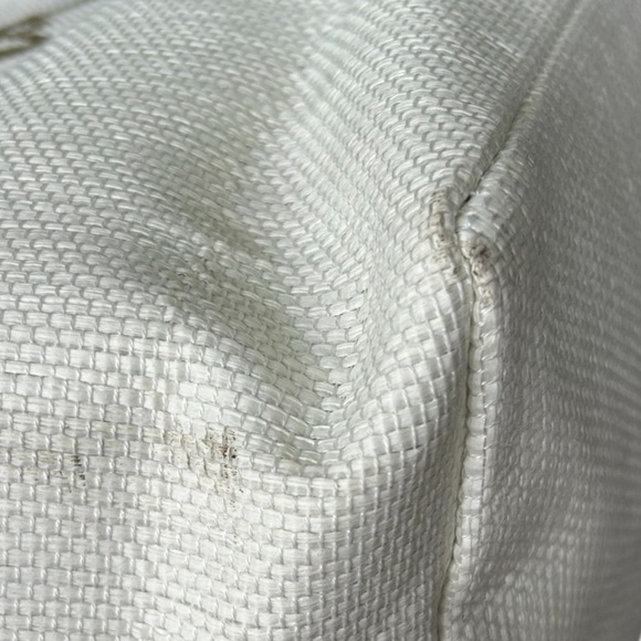 Bride Scalloped Tote and Woven Handbag Set - Picture 4 of 8